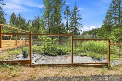 190 E Rasor Place, Belfair, WA 98528 - Photo 23