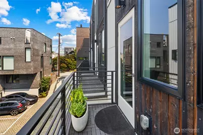 2249 Minor Ave E, Seattle, WA 98102 - Photo 15