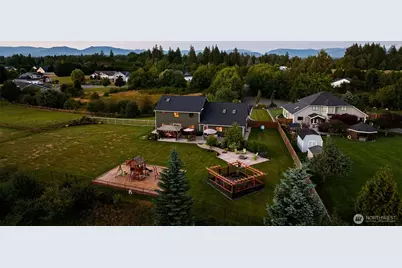 111 176th Street NE, Arlington, WA 98223 - Photo 3
