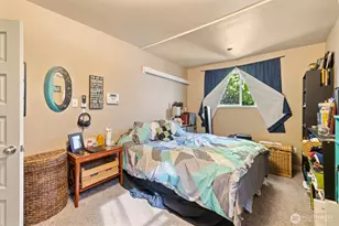 201 N 101st St, Seattle, WA 98133 - Photo 17