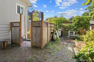 201 N 101st St, Seattle, WA 98133 - Photo 21