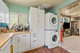 201 N 101st St, Seattle, WA 98133 - Photo 15