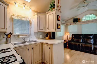 42 6 Riverside Drive, Deming, WA 98244 - Photo 17