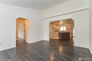 9905 141st St E, Puyallup, WA 98373 - Photo 5