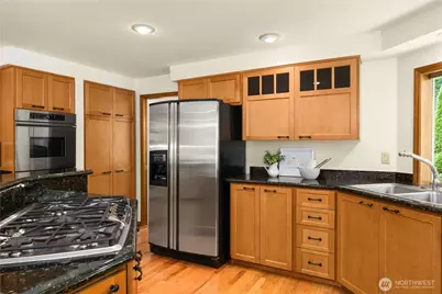 18316 NE 133rd Street, Redmond, WA 98052 - Photo 9
