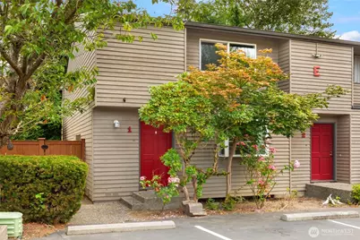 120 124th Street SW #E1, Everett, WA 98204 - Photo 1