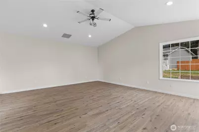 330 S 30th Place, Mount Vernon, WA 98274 - Photo 15