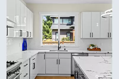 1719 163rd Court NE, Bellevue, WA 98008 - Photo 13
