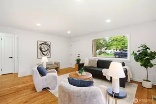 9723 Evanston Ave N, Seattle, WA 98103 - Photo 5