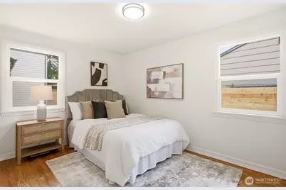9723 Evanston Avenue N, Seattle, WA 98103 - Photo 15
