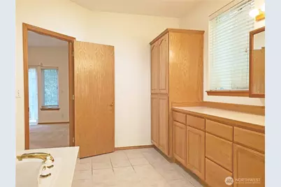 8058 SE Halfmoon Lane, Port Orchard, WA 98367 - Photo 19