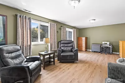 20416 120th Street Ct E, Bonney Lake, WA 98391 - Photo 35