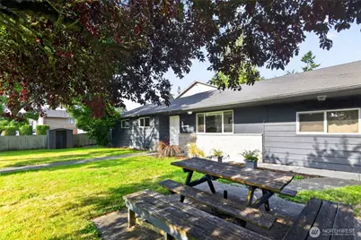 8526 8th Avenue W #A, Everett, WA 98204 - Photo 3