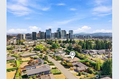 9671 Evergreen Drive, Bellevue, WA 98004 - Photo 37