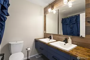 820 289th St E, Roy, WA 98580 - Photo 19