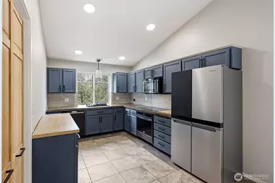 820 289th Street E, Roy, WA 98580 - Photo 11