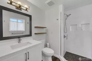 2102 Vine Rd, Brier, WA 98036 - Photo 19