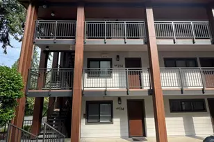 130 105th Ave SE, Bellevue, WA 98004 - Photo 1