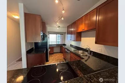 130 105th Avenue SE #314, Bellevue, WA 98004 - Photo 5