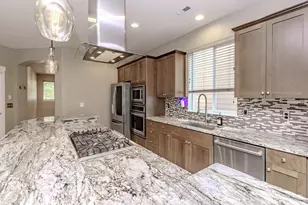 2126 SW 344th Ct, Federal Way, WA 98023 - Photo 3