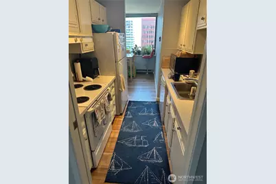 2100 3rd Avenue #1401, Seattle, WA 98121 - Photo 3