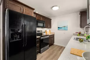 230 S 187th St, Burien, WA 98148 - Photo 11