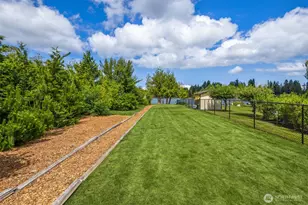 16226 E Shore Dr, Lynnwood, WA 98087 - Photo 33