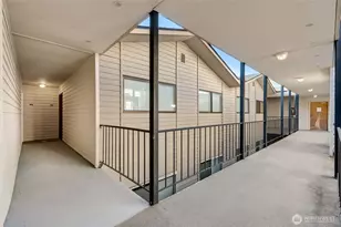 321 Bellevue Way SE, Bellevue, WA 98004 - Photo 25