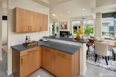 511 7th Avenue #401, Kirkland, WA 98033 - Photo 11