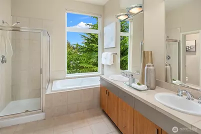 511 7th Avenue #401, Kirkland, WA 98033 - Photo 23