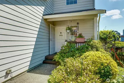 929 149th Place SW, Lynnwood, WA 98087 - Photo 3
