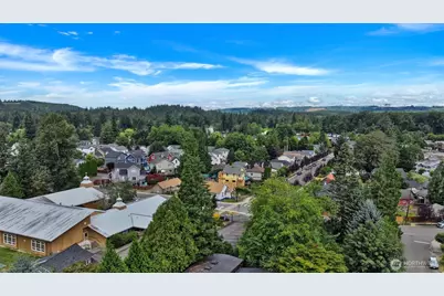 38704 SE Beta Street #1, Snoqualmie, WA 98065 - Photo 35