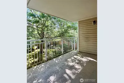 4421 249th Terrace SE #11-202, Sammamish, WA 98029 - Photo 15