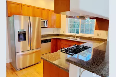 11023 SE 240th Street #D2, Kent, WA 98031 - Photo 7