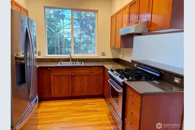 11023 SE 240th Street #D2, Kent, WA 98031 - Photo 9