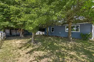 10723 59th Ave E, Puyallup, WA 98373 - Photo 3