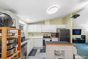 730 SE Totten Shores Dr, Shelton, WA 98584 - Photo 5