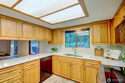 510 Sioux Drive W, Mount Vernon, WA 98273 - Photo 3