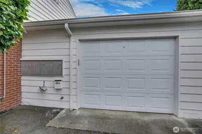 11206 Clover Park Drive SW #25, Lakewood, WA 98499 - Photo 27