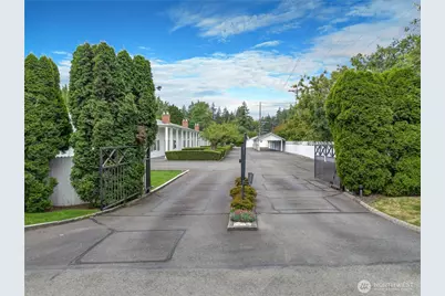 11206 Clover Park Drive SW #25, Lakewood, WA 98499 - Photo 29