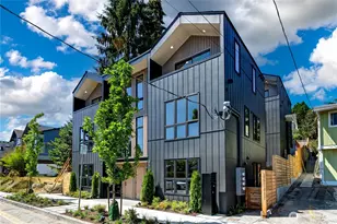 4513 A 34th Ave S, Seattle, WA 98118 - Photo 3