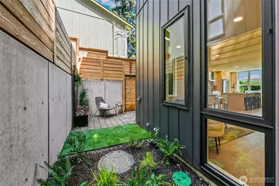 4513 A 34th Avenue S, Seattle, WA 98118 - Photo 21