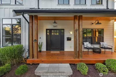 3647 33rd Avenue W, Seattle, WA 98199 - Photo 3