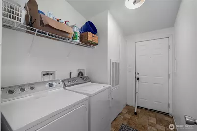 451 E Lakeshore Dr W, Shelton, WA 98584 - Photo 15