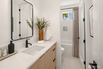 4231 53rd Avenue NE, Seattle, WA 98105 - Photo 11