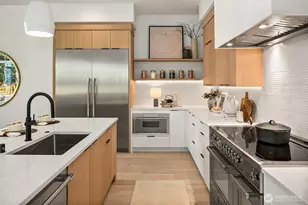 4231 53rd Ave NE, Seattle, WA 98105 - Photo 5