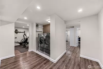 5717 59th Avenue NE, Seattle, WA 98105 - Photo 27