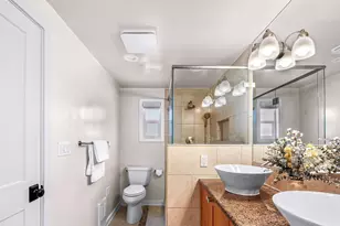 5717 59th Ave NE, Seattle, WA 98105 - Photo 17