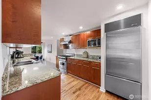 5717 59th Ave NE, Seattle, WA 98105 - Photo 9