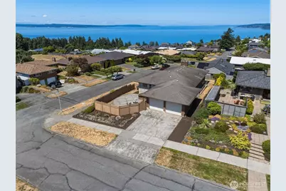9304 23rd Avenue NW, Seattle, WA 98117 - Photo 37